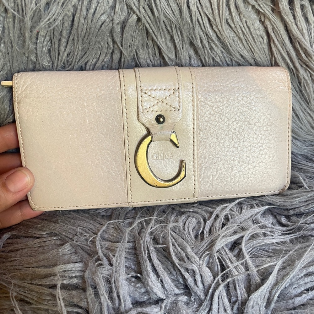 Chloe Beige Leather Continental Wallet with Signature C Goldtone Hardware 🔥🔥